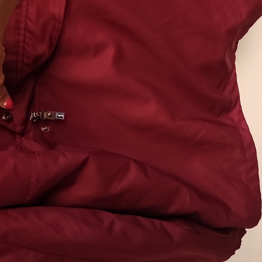 PGA Tour Red Jacket with Full-Zip and Fitted Cuffs - Picture 7 of 15